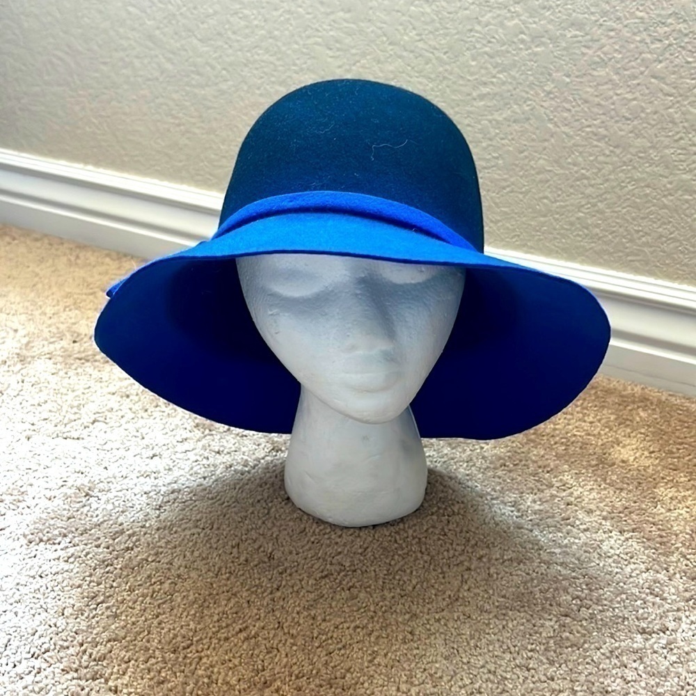 Galliano Sorbatti Italian wool hat